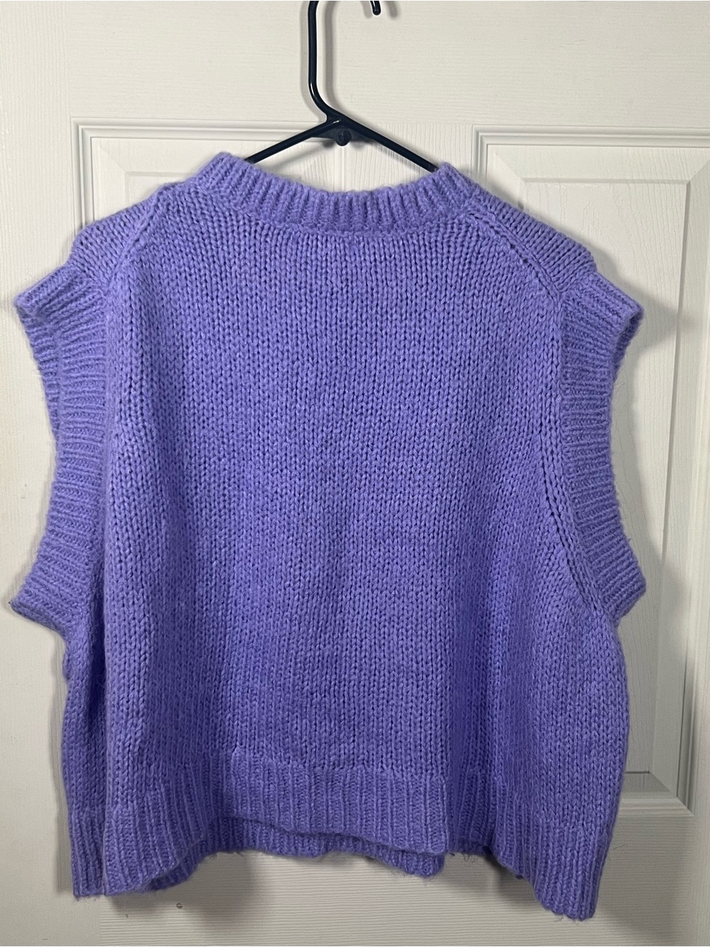 Rae Feather Alpaca Blend Chunky Knit Sweater Vest Lilac Purple NWT - Picture 4 of 5